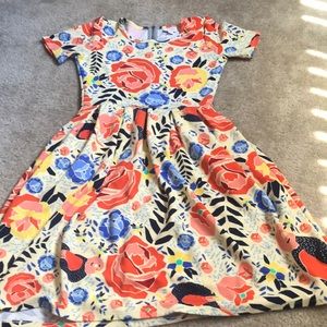 Lularoe Amelia floral pattern
